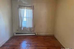 137-139 Woodstock Ave, Putnam, CT 06260 - Photo 5