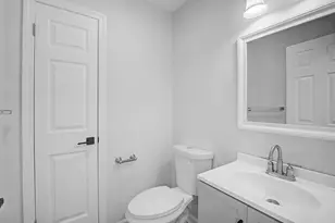 204 New Haven Ave, Derby, CT 06418 - Photo 11