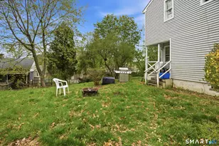 71 Cupheag Crescent, Stratford, CT 06614 - Photo 3