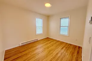70 Lindley St, Bridgeport, CT 06604 - Photo 5