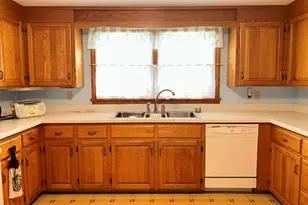 1 Hillcrest Rd, Enfield, CT 06082 - Photo 5