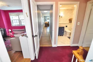 64 Mohegan Dr, West Hartford, CT 06117 - Photo 29