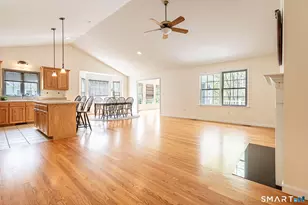50 Summerwood Lane, South Windsor, CT 06074 - Photo 5