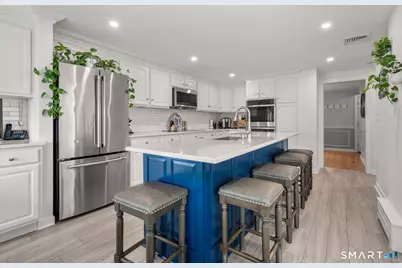 12 Orchard Court, Hamden, CT 06517 - Photo 5