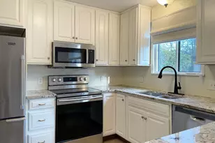 445 Heritage Vlg, Southbury, CT 06488 - Photo 3