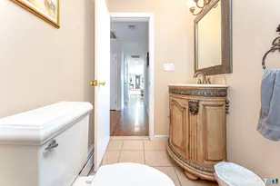 801 Townsend Ave, New Haven, CT 06512 - Photo 21
