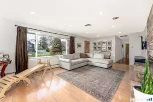 801 Townsend Ave, New Haven, CT 06512 - Photo 3