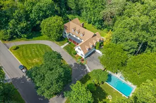 27 Woody Ln, Westport, CT 06880 - Photo 3