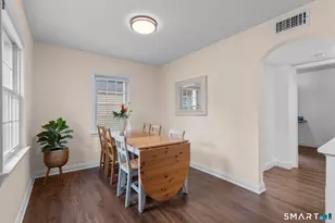 11 Barmore Dr W, Stamford, CT 06905 - Photo 5
