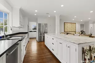 33 Fairview Ave, Darien, CT 06820 - Photo 11