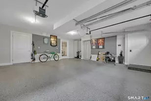 35 Terrace Pl, Stamford, CT 06902 - Photo 27