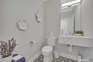 35 Terrace Pl, Stamford, CT 06902 - Photo 13