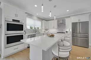 35 Terrace Pl, Stamford, CT 06902 - Photo 5