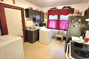 210 Hillside Ave, Hartford, CT 06106 - Photo 11