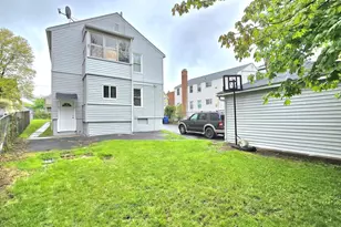 210 Hillside Ave, Hartford, CT 06106 - Photo 25