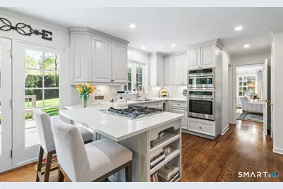 12 Norholt Drive, New Canaan, CT 06840 - Photo 7