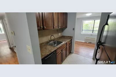 126 Triangle Street #A5, Danbury, CT 06810 - Photo 9