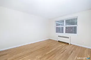 47 Arnold Way, West Hartford, CT 06119 - Photo 11