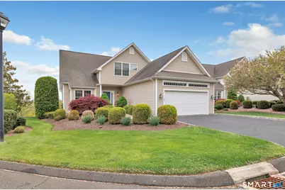 17 Waterford Lane, Shelton, CT 06484 - Photo 3