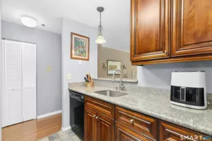 970 Hope St, Stamford, CT 06907 - Photo 5