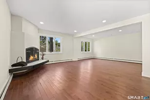 53 W Hill Cir, Stamford, CT 06902 - Photo 5