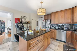 59 Raymond St, New London, CT 06320 - Photo 5