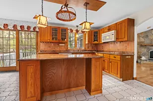 110 Pheasant Way, South Windsor, CT 06074 - Photo 9