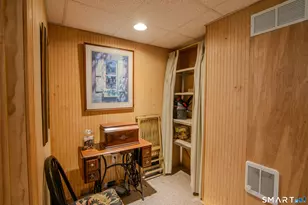 80 Perry St, Putnam, CT 06260 - Photo 23