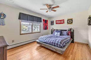 484 New England Ln, Orange, CT 06477 - Photo 17