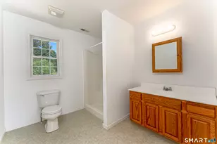 20 Walt Dr, Meriden, CT 06450 - Photo 31