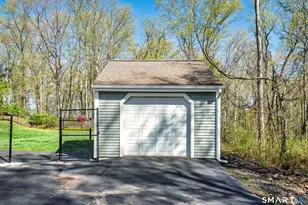 66 Sachem Dr, Middletown, CT 06457 - Photo 35