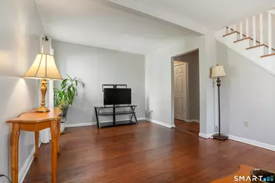109 Harvey Street, Bridgeport, CT 06610 - Photo 5