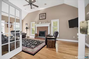 17 Carriage Ln, Woodbury, CT 06798 - Photo 5