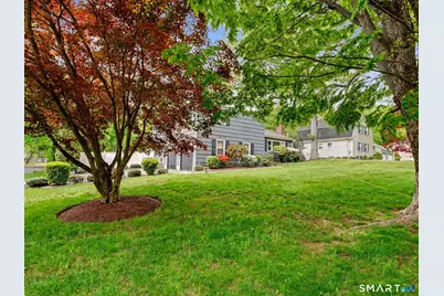 6 Nyselius Place, Stamford, CT 06905 - Photo 3