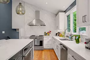 6 Nyselius Pl, Stamford, CT 06905 - Photo 9