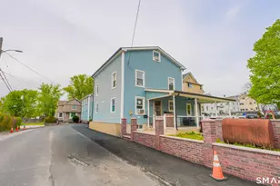 9 Ridge St, Waterbury, CT 06706 - Photo 3