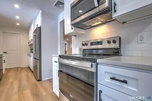53 Geer St, Cromwell, CT 06416 - Photo 19
