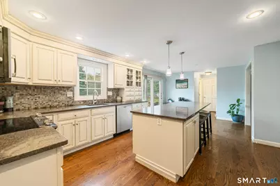 27 South Pond Circle, Cheshire, CT 06410 - Photo 7