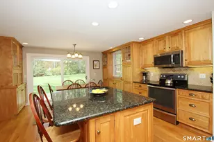 34 Hitchcock Ln, Avon, CT 06001 - Photo 17