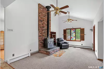 10 Horseshoe Drive, Danbury, CT 06811 - Photo 15