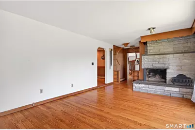 10 Horseshoe Drive, Danbury, CT 06811 - Photo 7