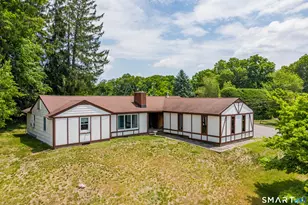 10 Horseshoe Dr, Danbury, CT 06811 - Photo 1