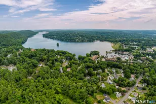 10 Horseshoe Dr, Danbury, CT 06811 - Photo 35