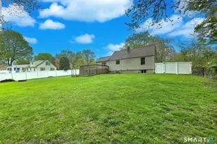 44 Joyce Ct, Milford, CT 06461 - Photo 5