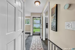 6 Highpoint Ct, Woodbury, CT 06798 - Photo 9
