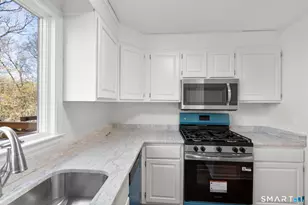 153 Brighton Cir, Windsor, CT 06095 - Photo 13
