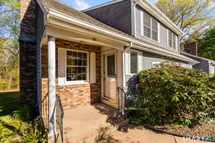 153 Brighton Cir, Windsor, CT 06095 - Photo 3