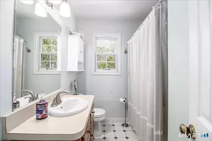 315 Booth Hill Rd, Trumbull, CT 06611 - Photo 27