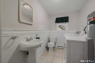 14 Latimer Dr, East Lyme, CT 06333 - Photo 31