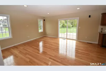 1 Morello Circle, Windsor, CT 06095 - Photo 7